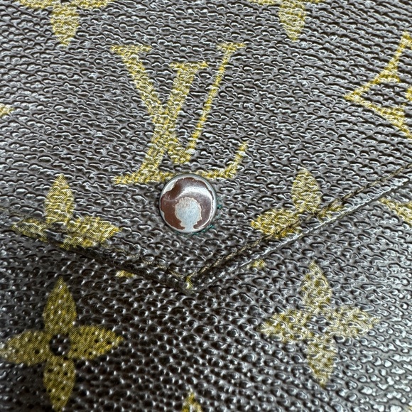 Louis Vuitton monogram wallet - Picture 3 of 15